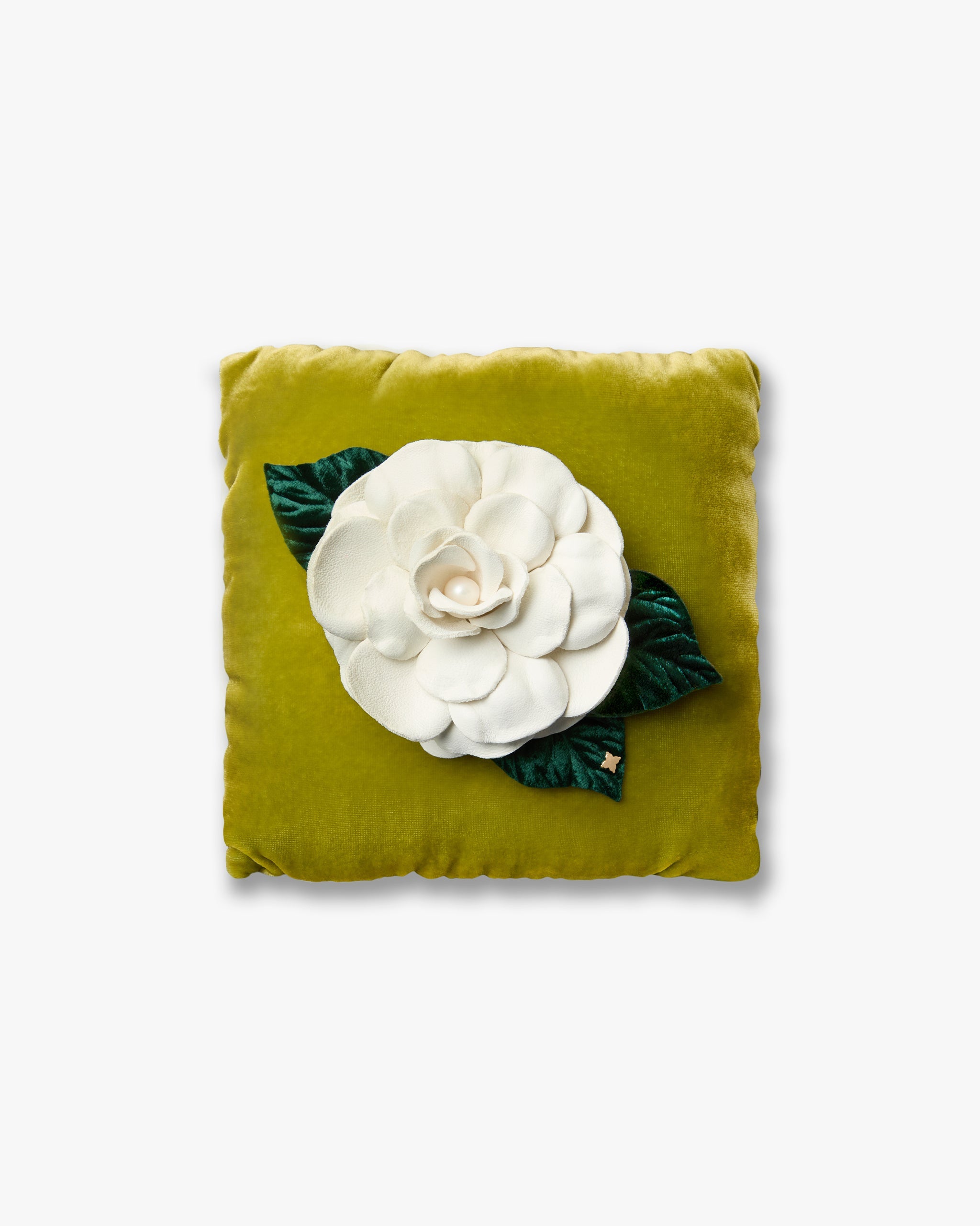 The White Gardenia